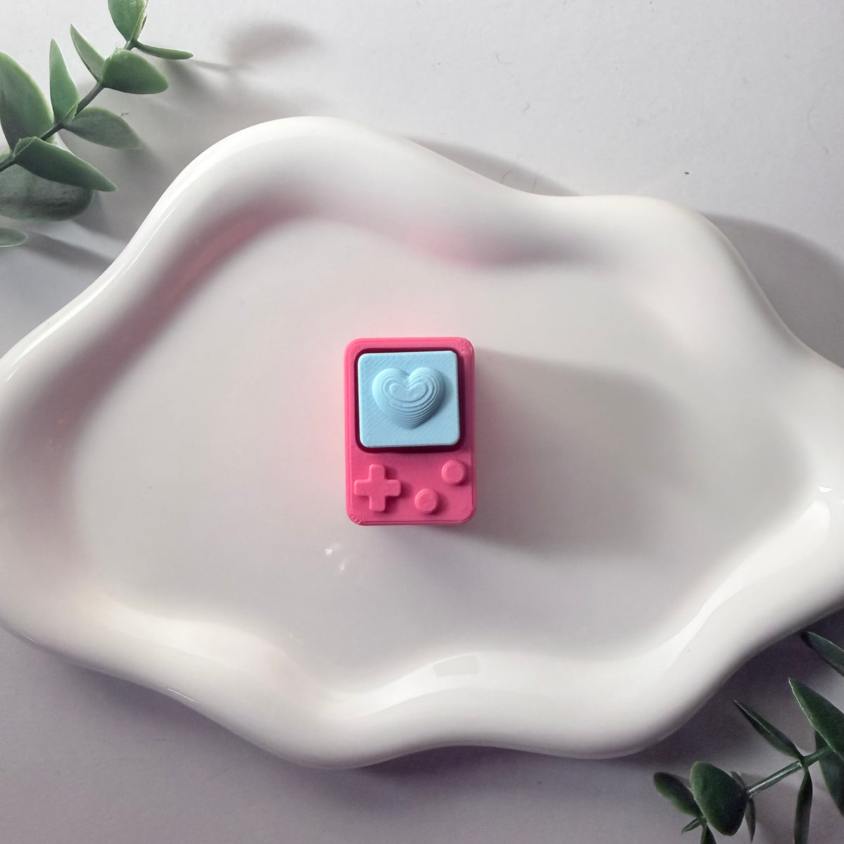 3D Printed Retro Console Keychain: Fidget Clicker